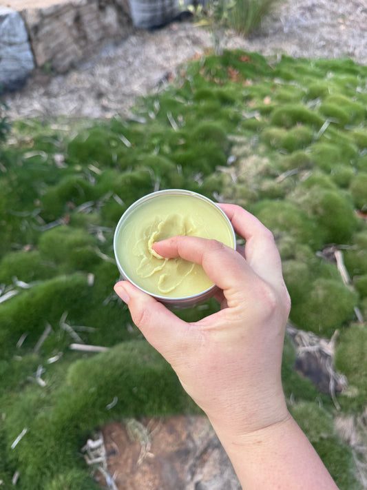 Tamanu Oil Australia: Why It Beats Retinol, Hyaluronic & Coconut Oil in Skincare